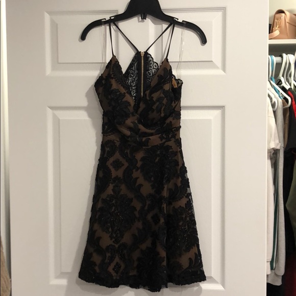 Prom dress - Picture 2 of 3